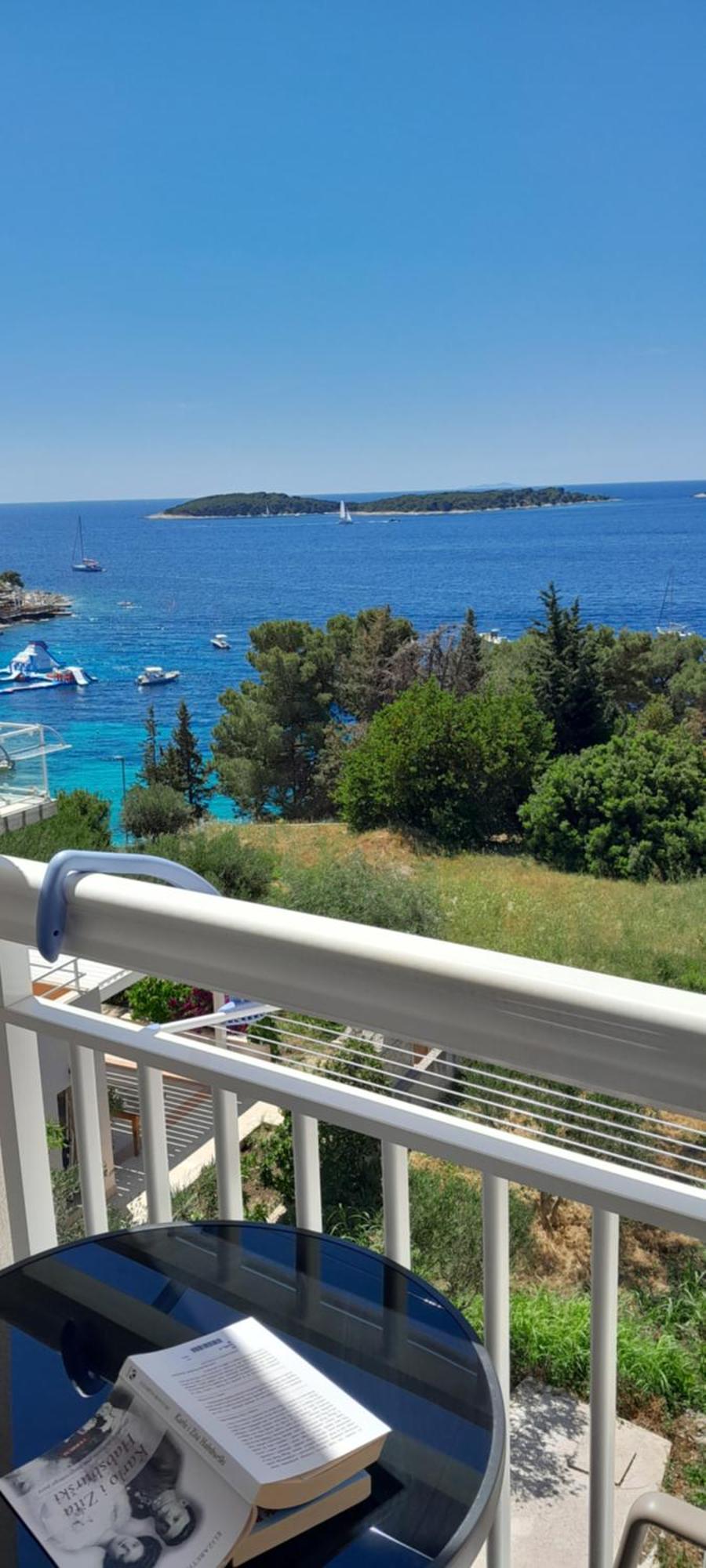 Feelhvar Along Bluelagoon Beach Hvar Town Habitación foto